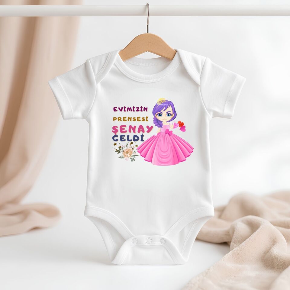 ''Evimizin Prensesi Geldi'' Yazılı Kişiye Özel Bebek Zıbın