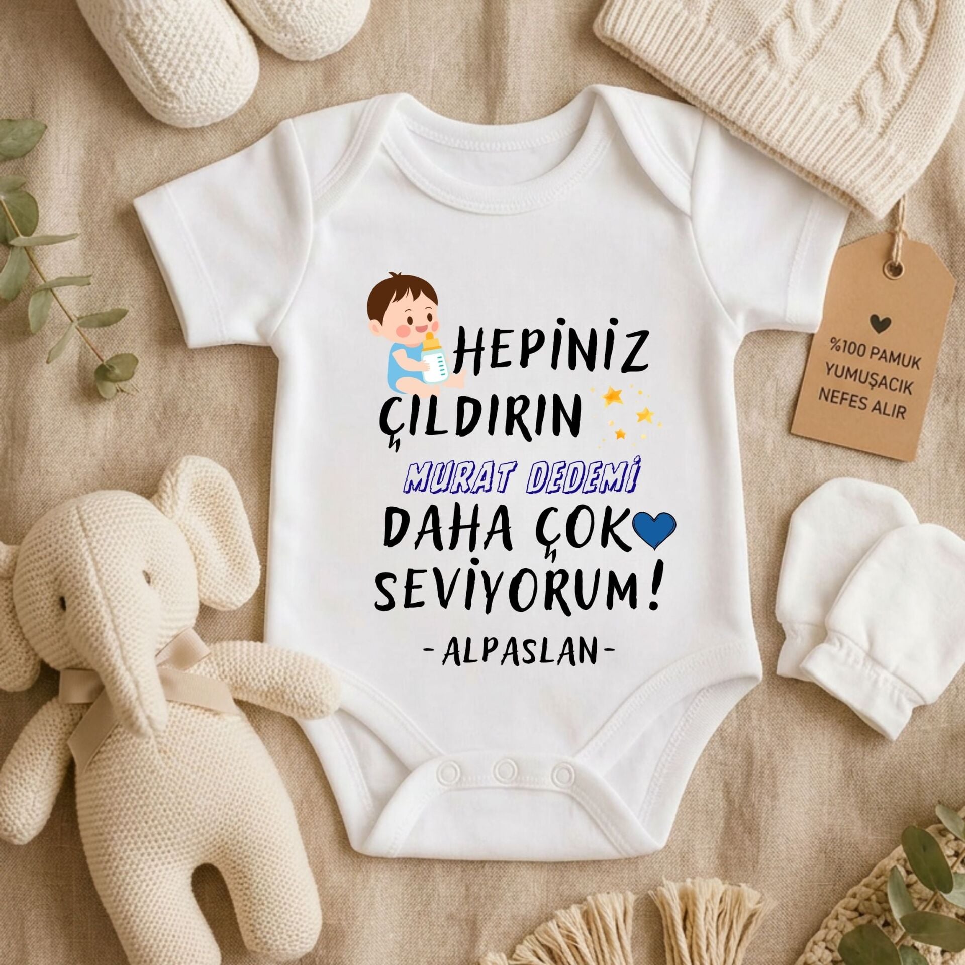 ''Hepiniz Çıldırın, Dedemi Daha Çok Seviyorum'' Tasarımlı Kişiye Özel Bebek Zıbını – İsim Yazılı Eğlenceli Yenidoğan Hediye Body