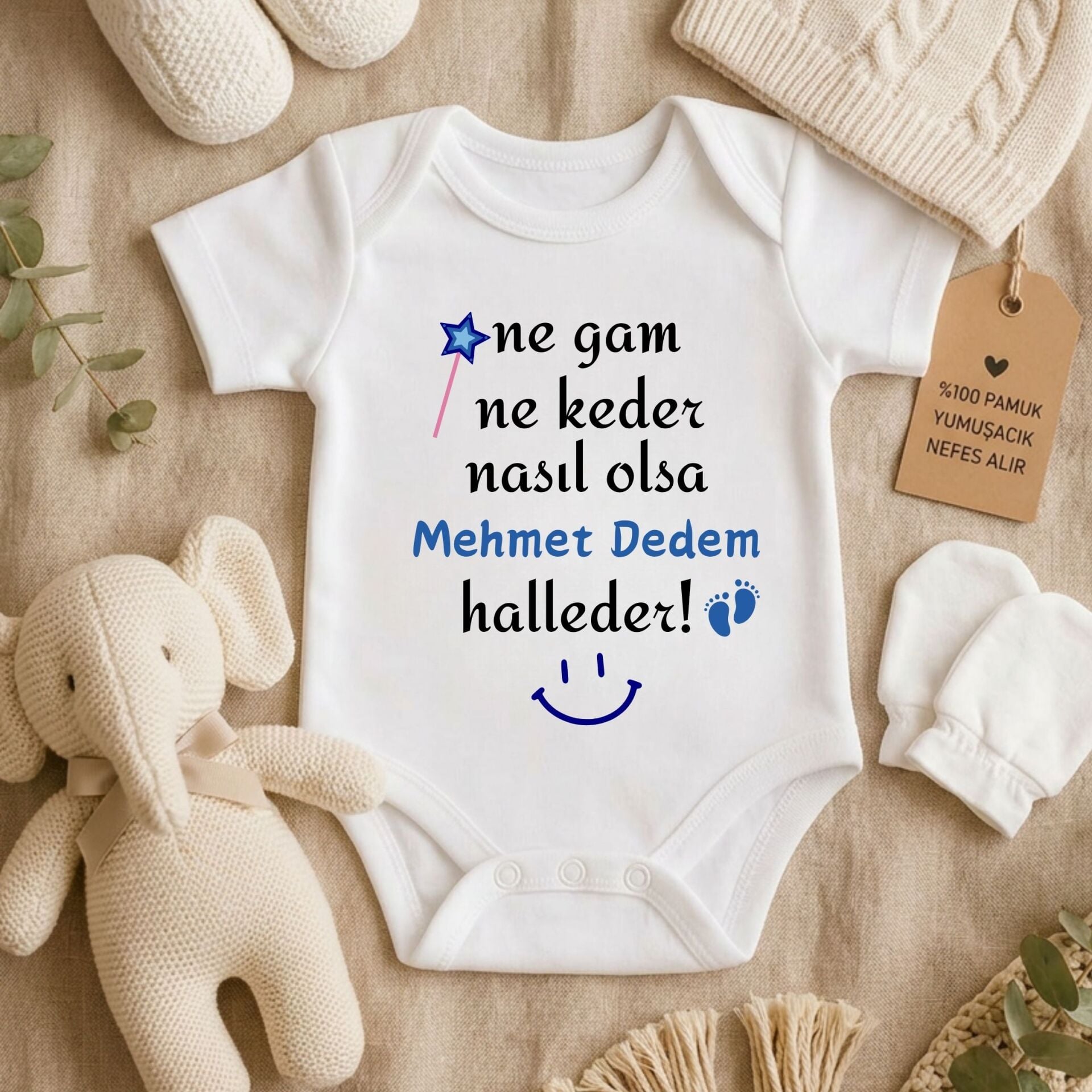''Ne Gam Ne Keder, Nasıl Olsa Dedem Halleder'' Tasarımlı Kişiye Özel Erkek Bebek Zıbını – İsim Yazılı Eğlenceli Yenidoğan Hediye Body
