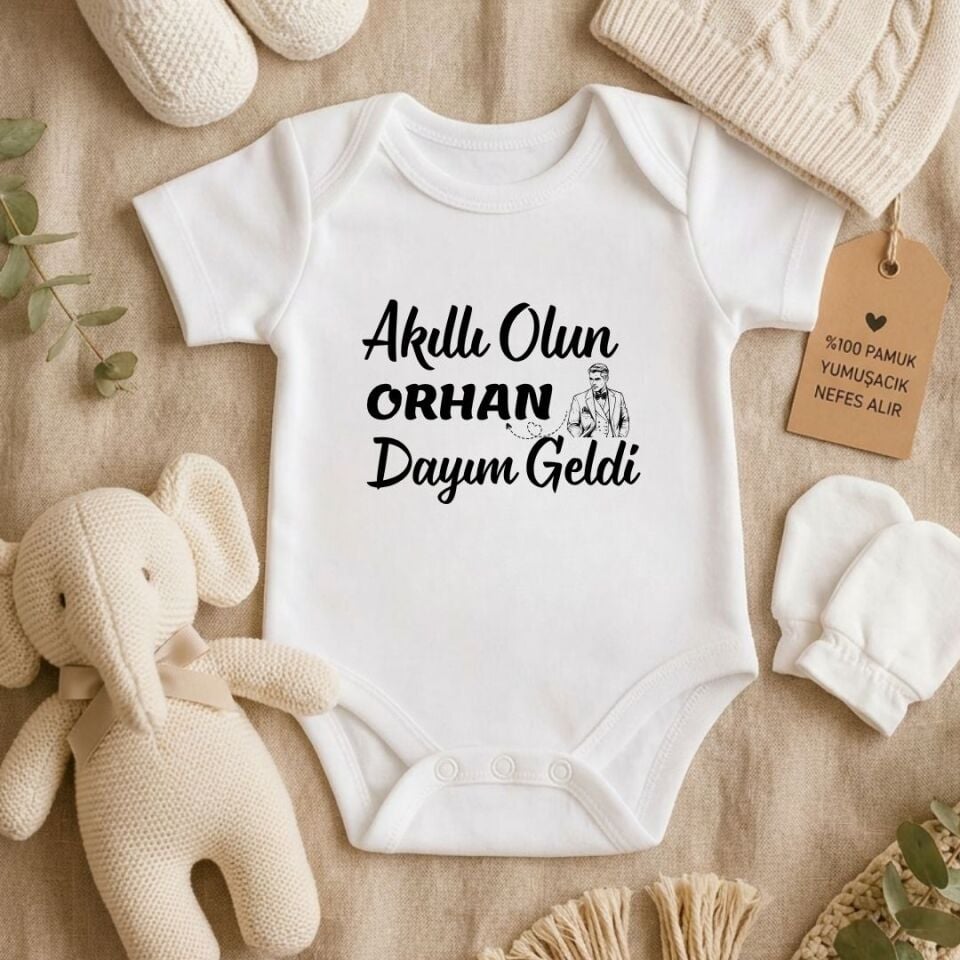 Kişiye Özel İsimli Bebek Zıbını – ''Akıllı Olun Dayım Geldi'' Karizmatik İllüstrasyonlu Pamuklu Bebek Zıbın