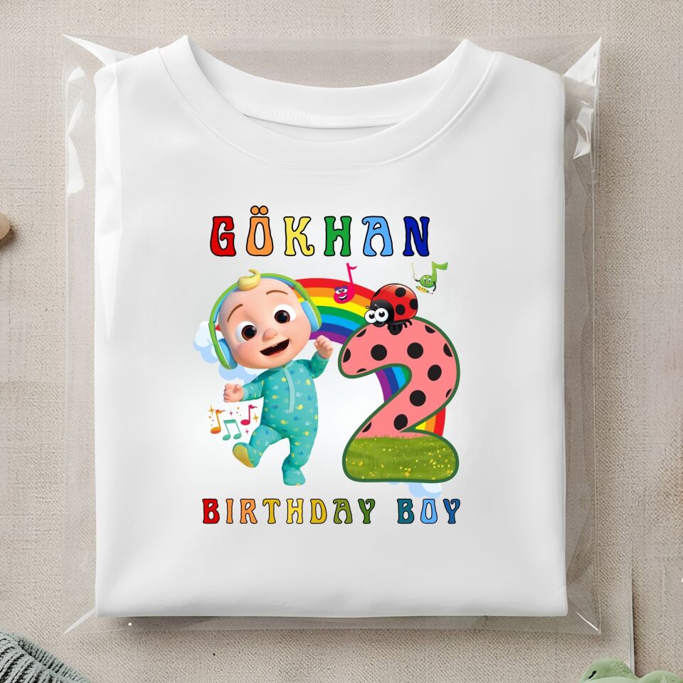 Kişiye Özel İsimli Çocuk Tişörtü – CoComelon Temalı ''Birthday Boy'' 2. Yaş Doğum Günü Tişörtü