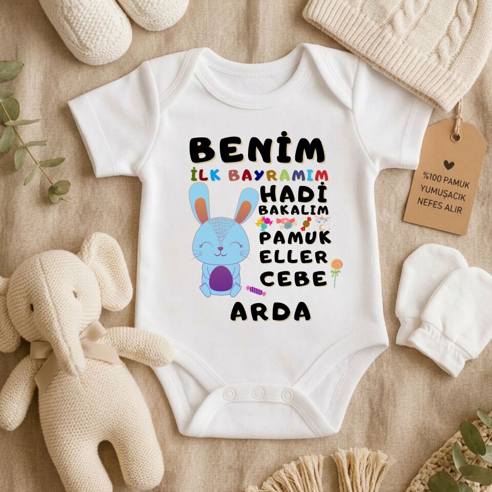 Kişiye Özel İsimli Bebek Zıbını – ''Benim İlk Bayramım'' Tavşanlı ve Şeker Baskılı Bayramlık Zıbın