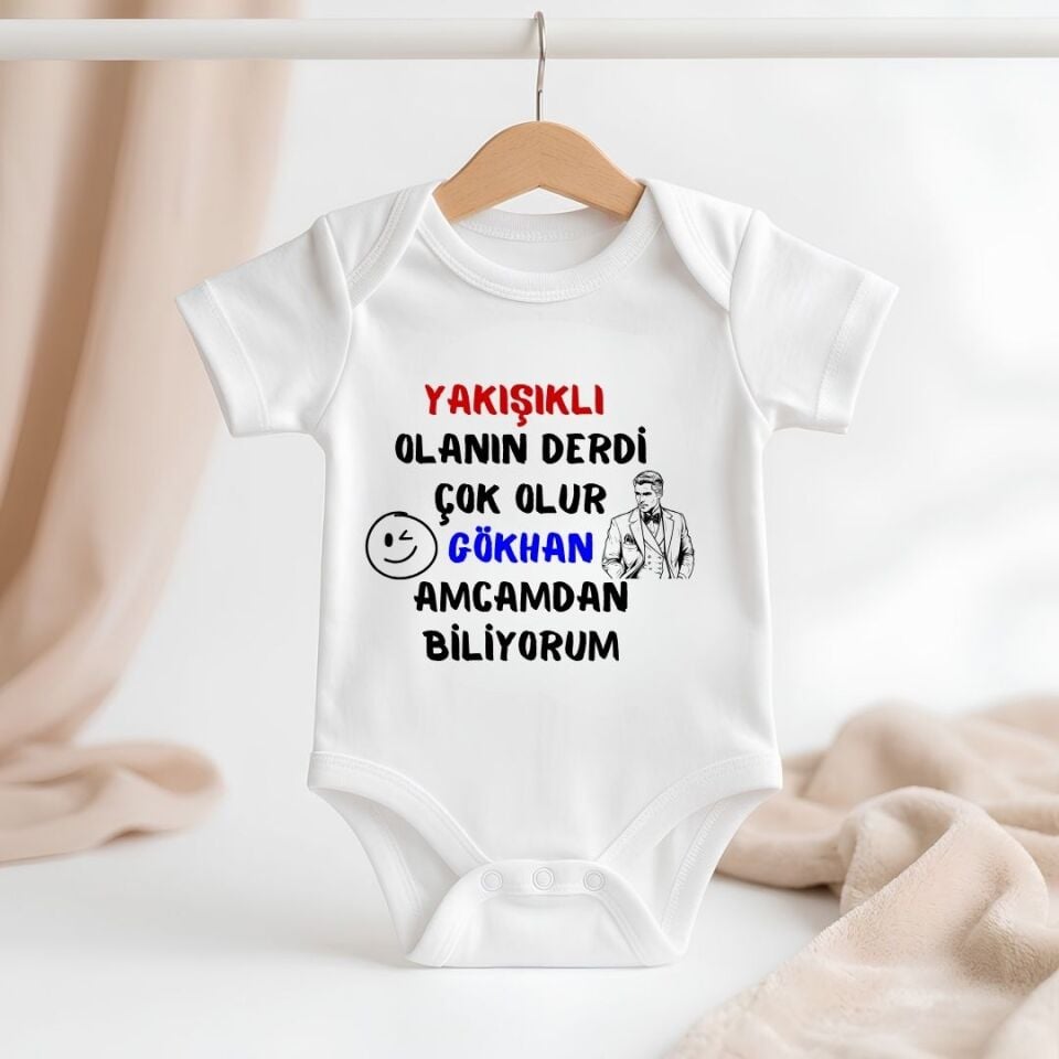 ''Yakışıklı Olanın Derdi Çok Olur'' Yazılı Kişiye Özel Bebek Zıbın - Amcaya ve Dayıya En Esprili Hediye