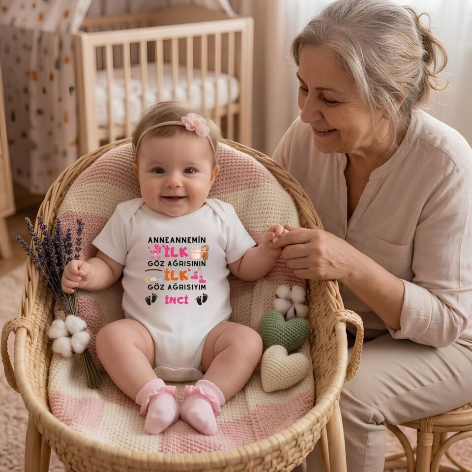 Ninesinin İlk Göz Ağrısı Tasarımlı Kişiye Özel Bebek Zıbın - %100 Pamuklu