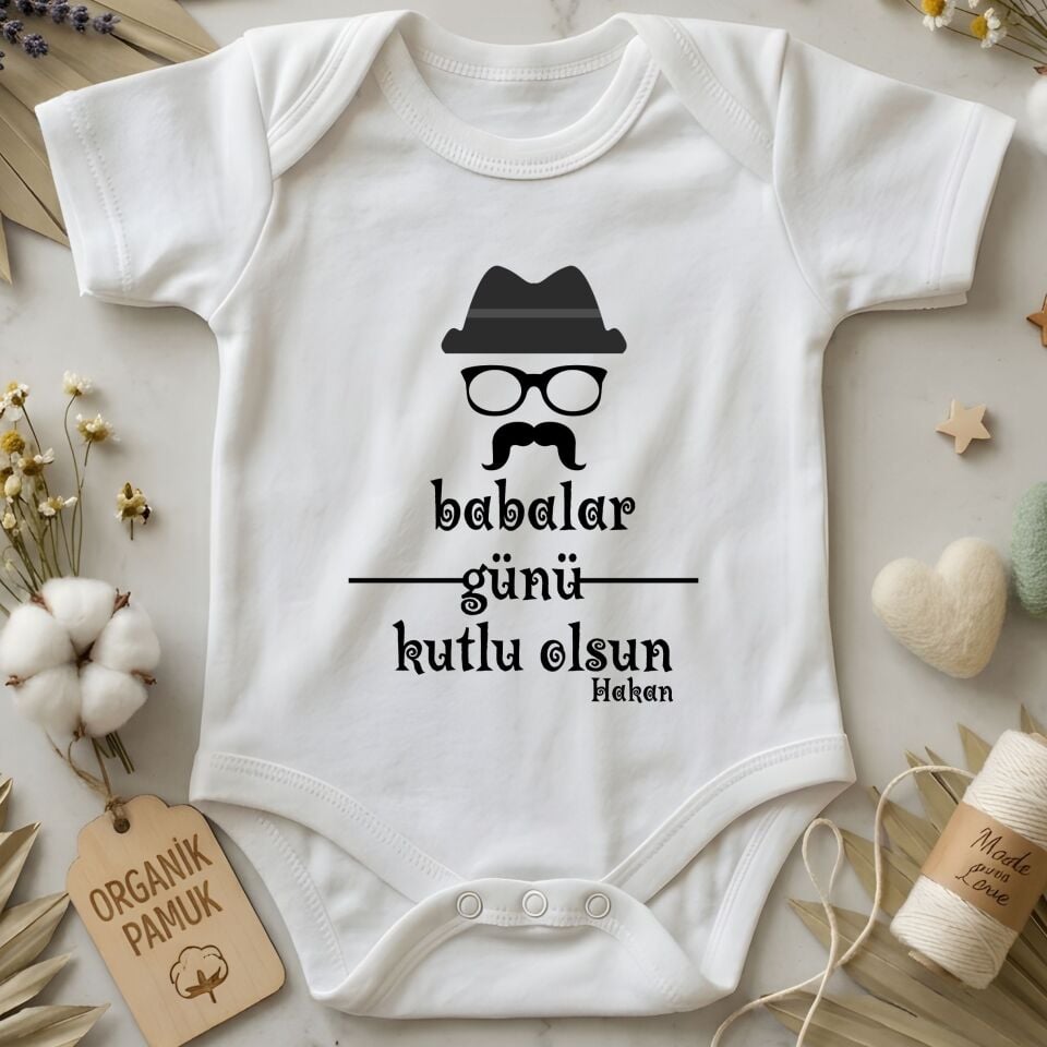 Babalar Gününe Özel İsim Yazılabilir Kişiye Özel Bebek Zıbın - Bıyık ve Şapka Tasarımlı