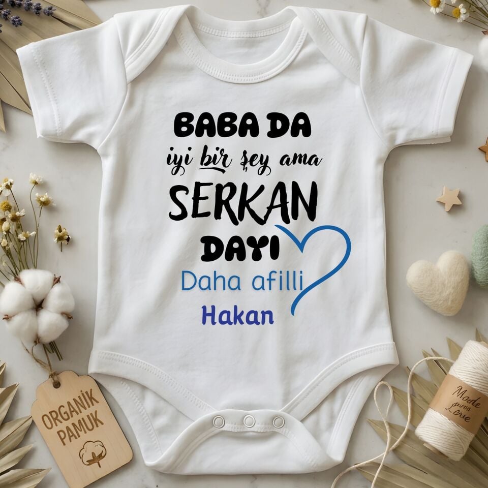 Esprili Kalp Detaylı Kişiye Özel Bebek Zıbın - Dayı Daha Afilli Tasarımlı