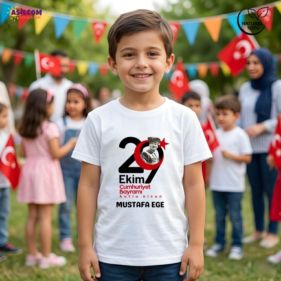 Atatürk Portreli ve Ay Yıldızlı Kişiye Özel 29 Ekim Tişörtü - İsim Yazılı Çocuk Tişört