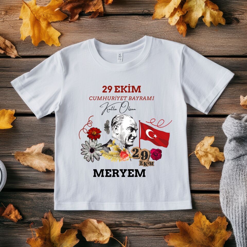 Atatürk ve Bayrak Tasarımlı Kişiye Özel 29 Ekim Tişörtü - İsim Yazılı Çocuk Tişört