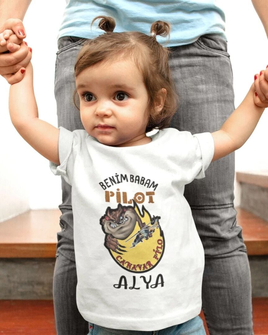 ''Benim Babam Pilot - Canavar Filo'' Yazılı Kişiye Özel İsimli Çocuk Tişörtü