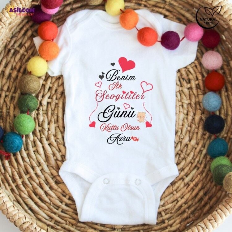 İsme Özel ''Benim İlk Sevgililer Günüm'' Tasarımlı Bebek Zıbın - %100 Pamuk